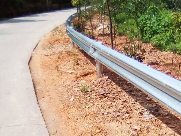 九（jiǔ）江市修水縣波形護欄